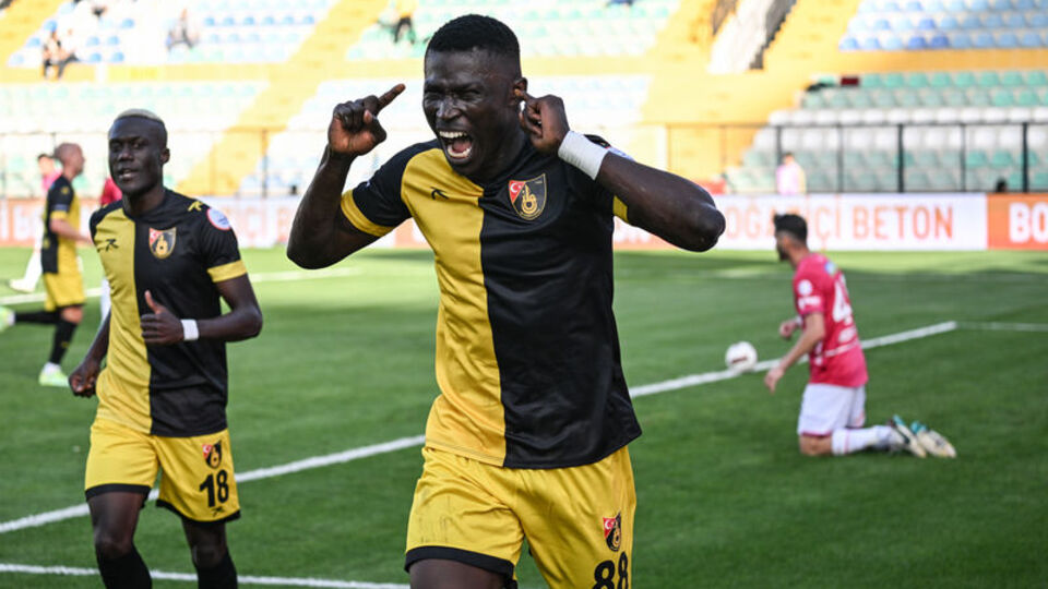 İstanbulspor galibiyetle tanıştı!