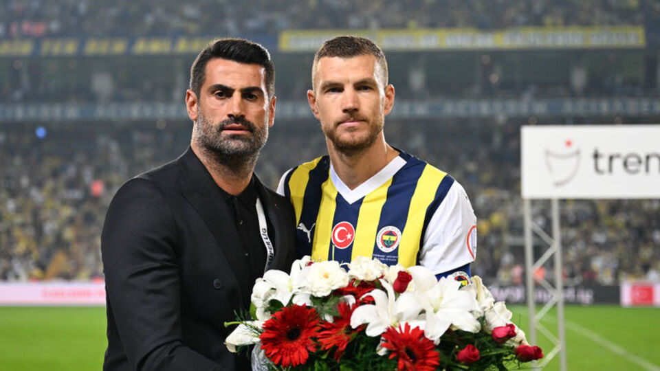 Kadıköy'de Volkan Demirel'e sevgi seli