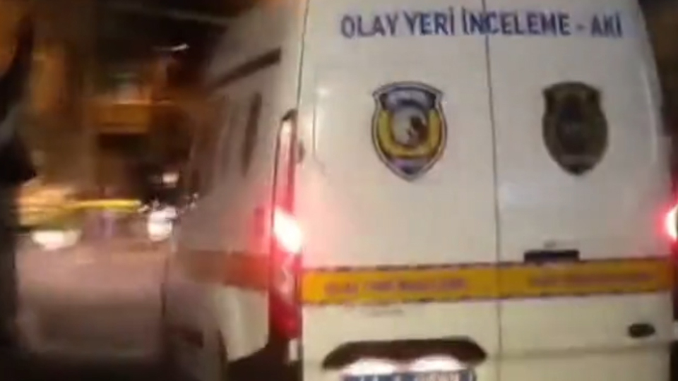 Aile katliamı: 3 ölü, 1 yaralı