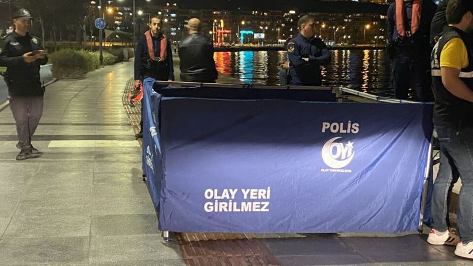 İzmir'de sır ölüm! Denizde cansız erkek bedeni bulundu