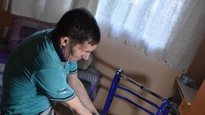 Ayağına batan camı önemsemedi, bacağını kaybetti