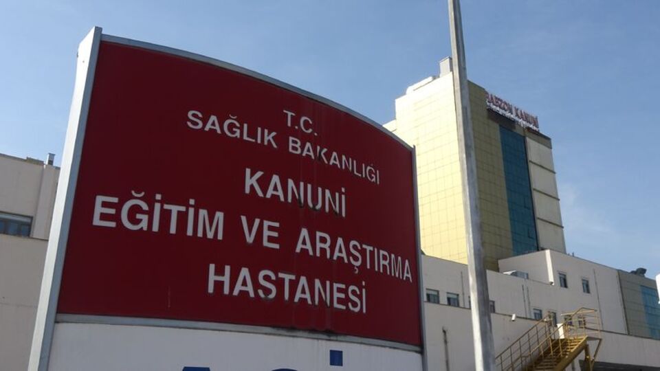 Bit ilacını yüzlerine süren aynı aileden 4 kişi zehirlendi