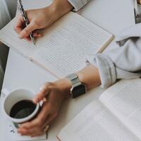 İstiklal ile ilgili cümleler