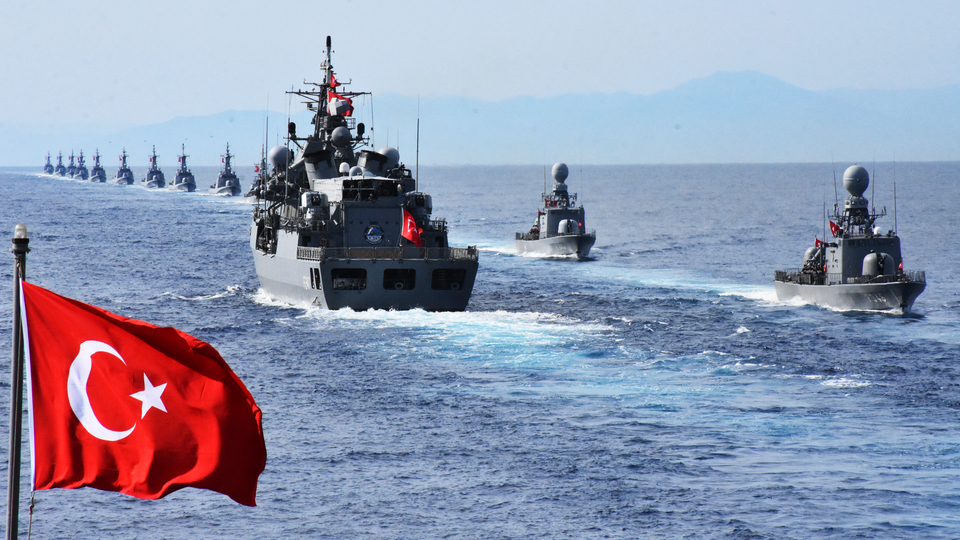 Boğazda 100 gemi ile geçit töreni yapılacak