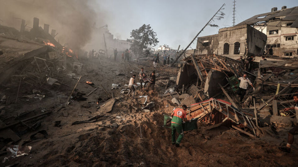 "Gazze'ye saldırılar bölgeyi kontrolden çıkaracak"