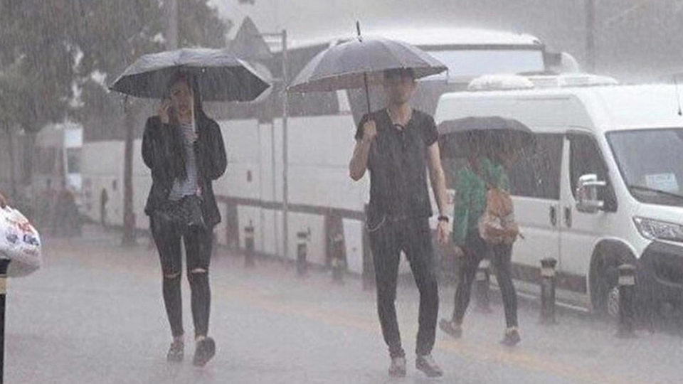 Meteoroloji'den önemli uyarı! 1 bölgede sağanak!