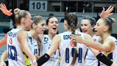 Fenerbahçe Opet set vermedi