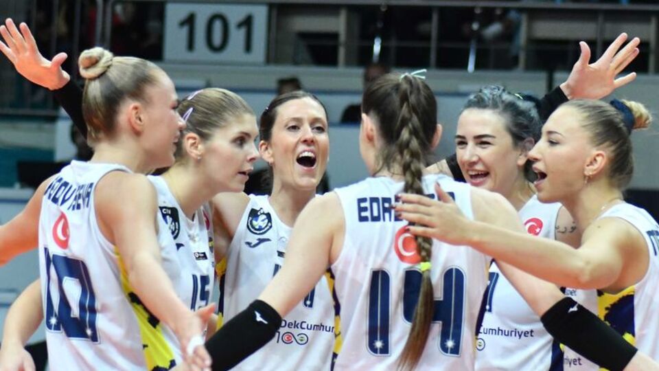 Fenerbahçe Opet set vermedi