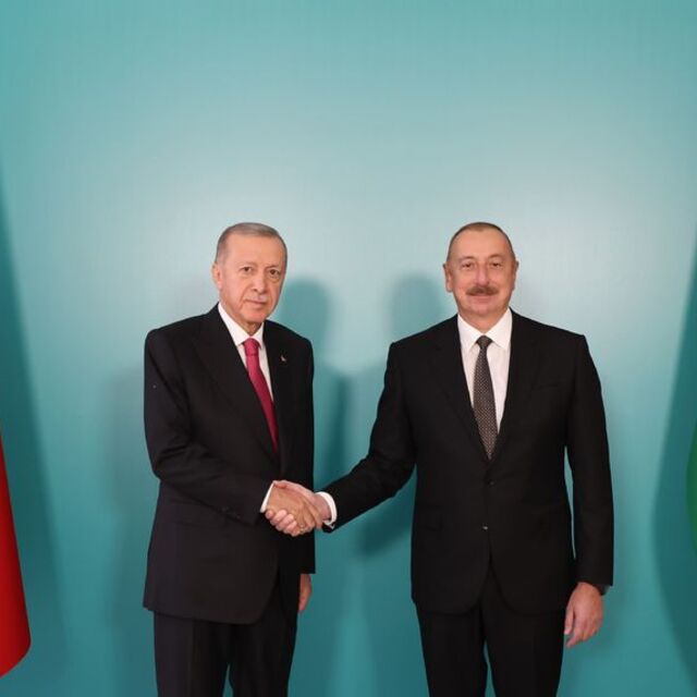 İlham Aliyev'den 100. yıl tebriği