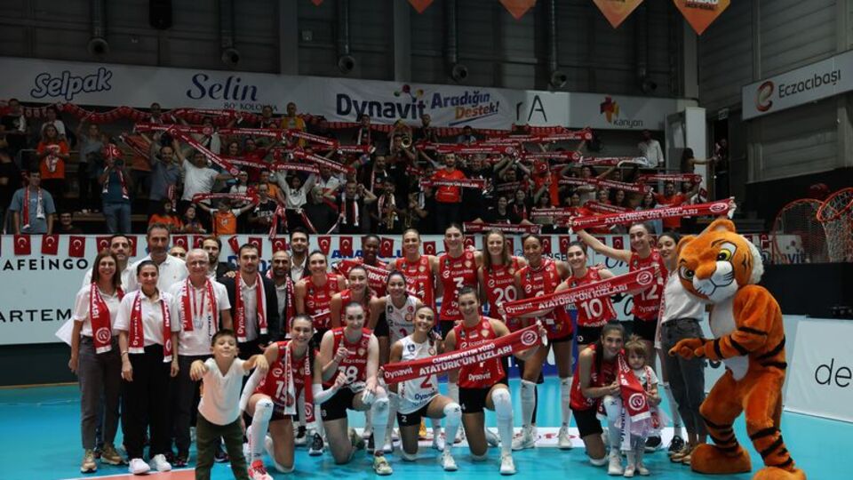 Eczacıbaşı set vermedi