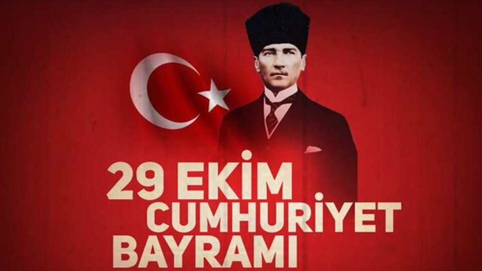 Üç büyükler Cumhuriyet'in 100. yılını kutladı