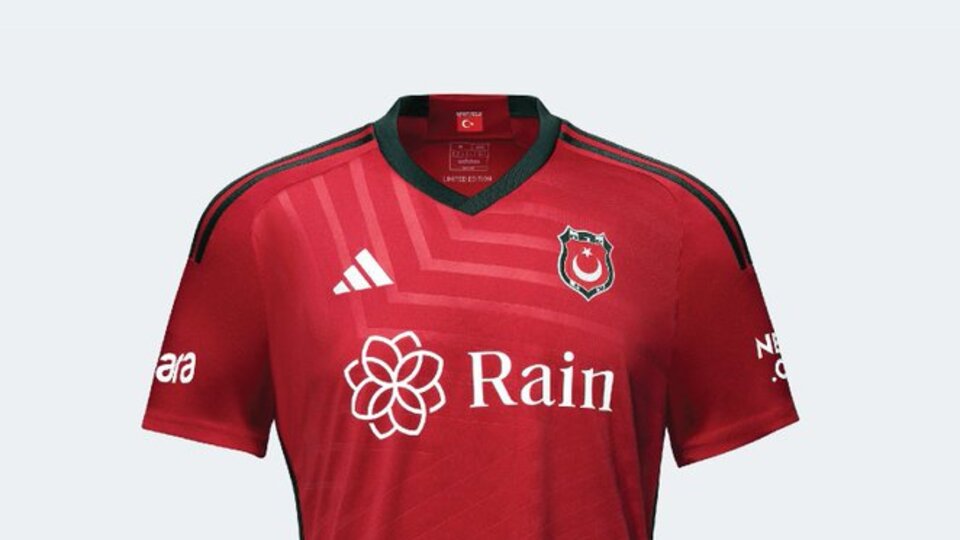 Beşiktaş 100. yıl formasını giyemeyecek!