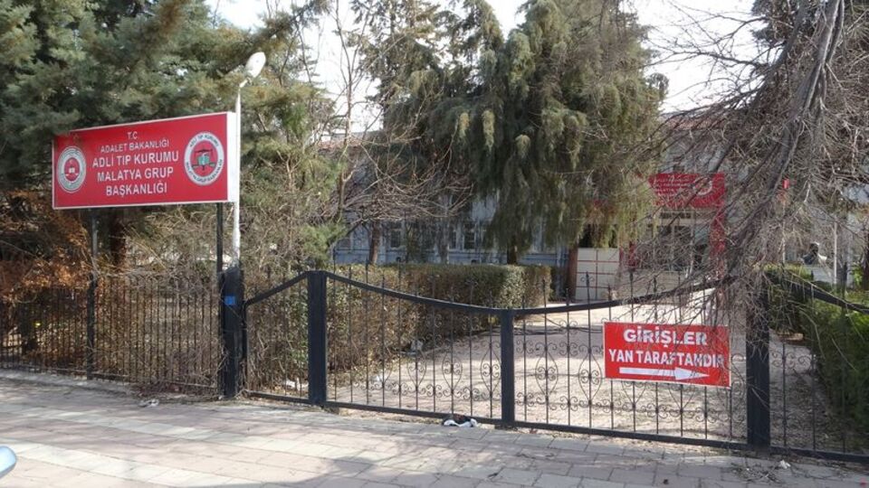 8. kattan düşen çocuk öldü