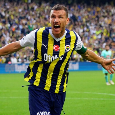 Dzeko'dan 12 yıl sonra bir ilk!