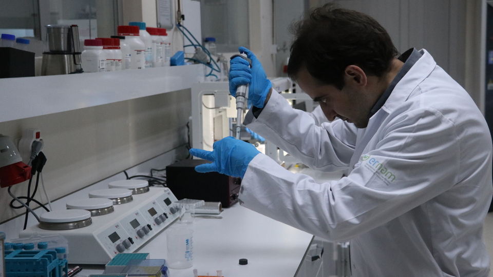 Kanserli hücreyi küçültmeyi başardılar!