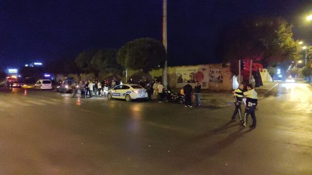 Hafif ticari araç ile motosiklet çarpıştı: 1 ölü