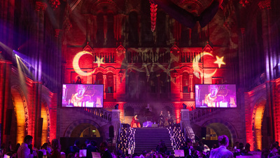 Londra'da Cumhuriyet'e yakışır muhteşem balo