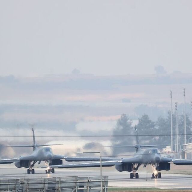 ABD bombardıman uçakları eğitim görevi için İncirlik Hava Üssü'nde