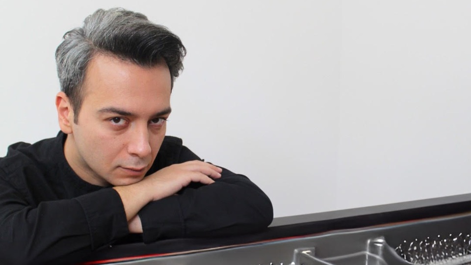 Dengin Ceyhan'dan "Piyano'nun Kadınları"