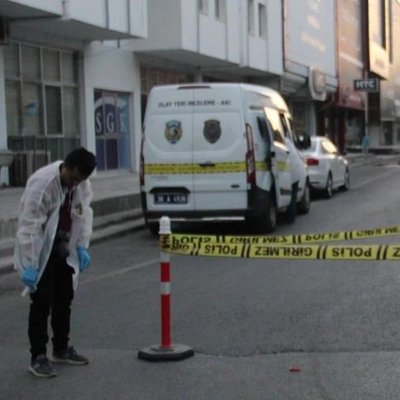 Açılan ateşle 3 polis ve 1 bekçi yaralandı!
