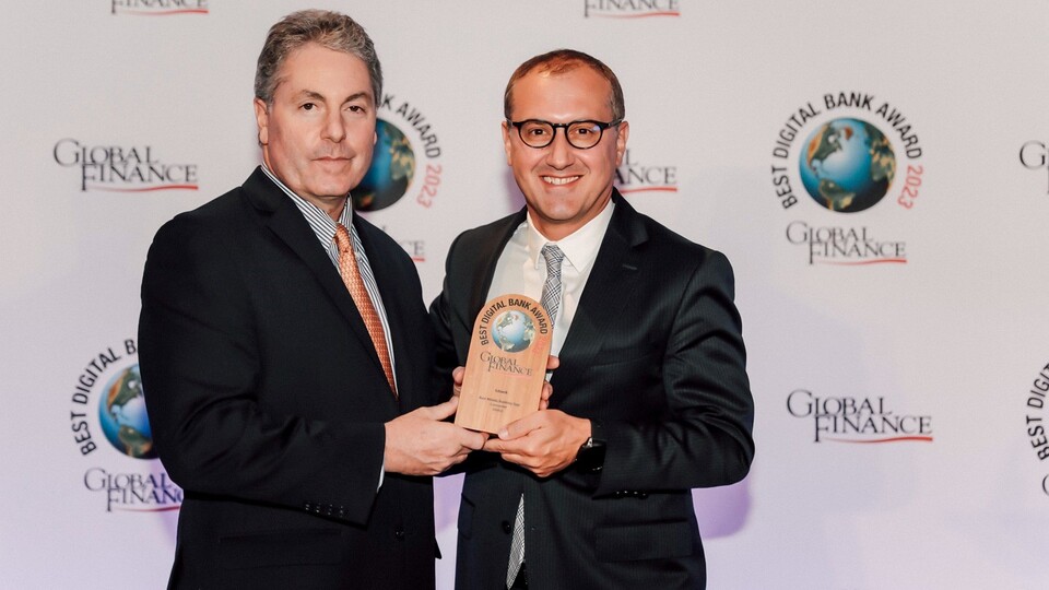 İş Bankası mobil uygulamasına ödül