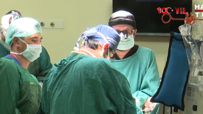 Dünyada bir ilk! Beşli çapraz karaciğer nakli yapıldı