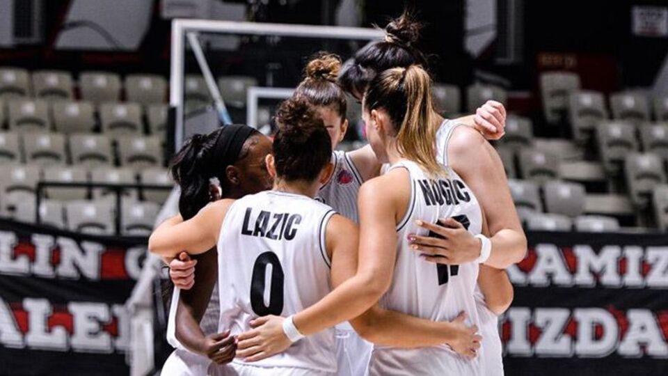 Beşiktaş farklı kazandı