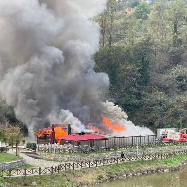 Trabzon'da sosyal tesis yandı