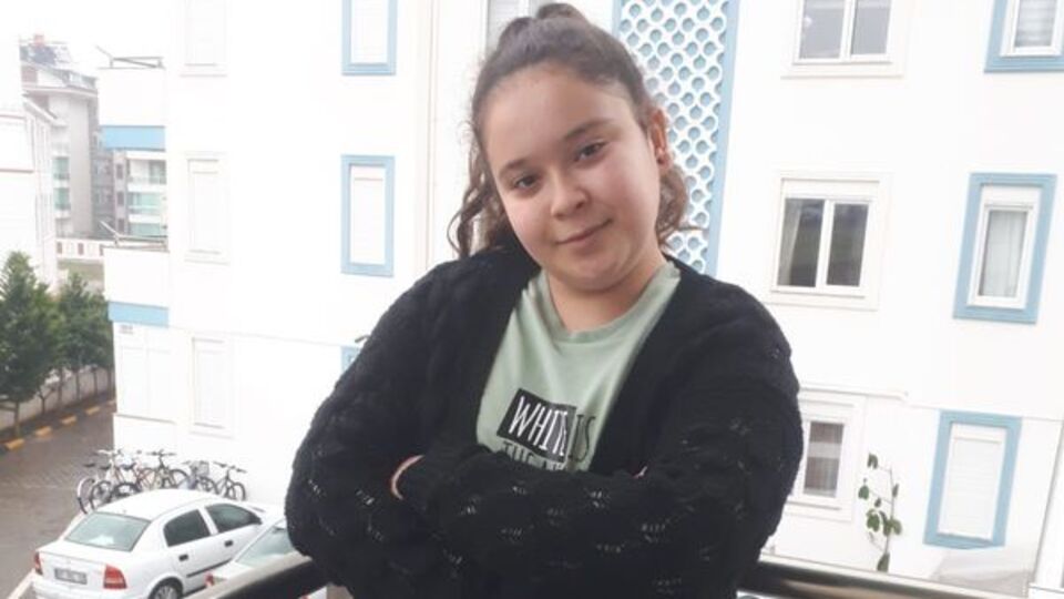 Ailenin tek çocuğuydu! 16 yaşındaki Melike'yi kaybettik!