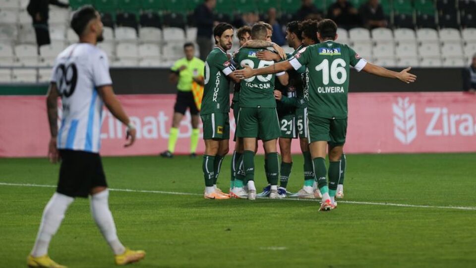 Konyaspor 3 golle turladı!