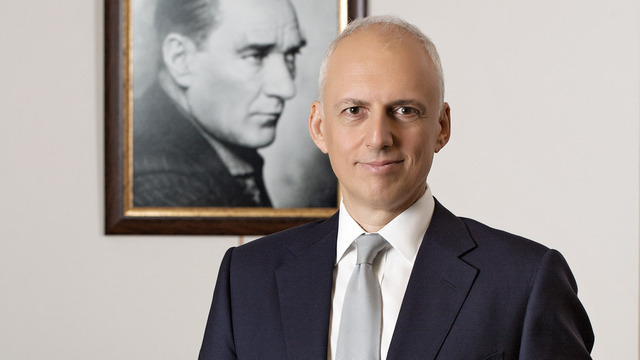 Yapı Kredi'ye 755 milyon dolarlık sendikasyon kredisi