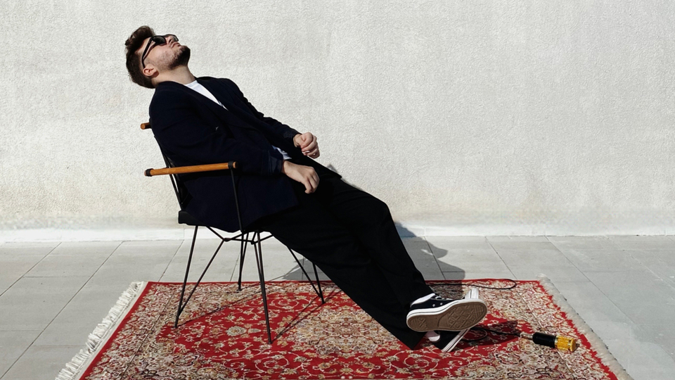 Göksel İpekçi'den "Bi' Sen Etmez"