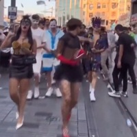 İstiklal'de sahte dolar dağıtanlar hakkında karar!