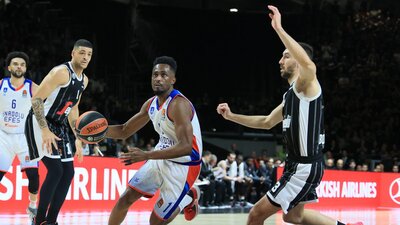 Anadolu Efes, İtalya'da kayıp!