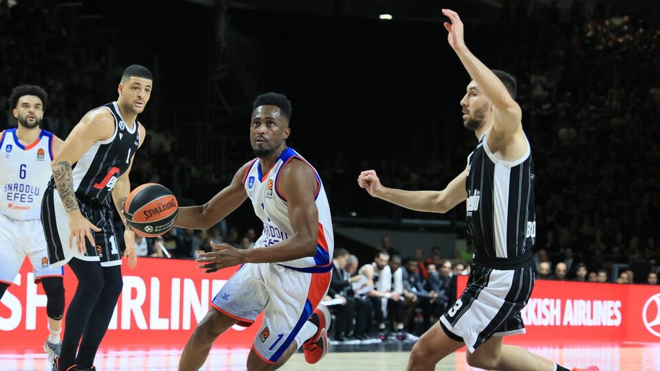 Anadolu Efes, İtalya'da kayıp!