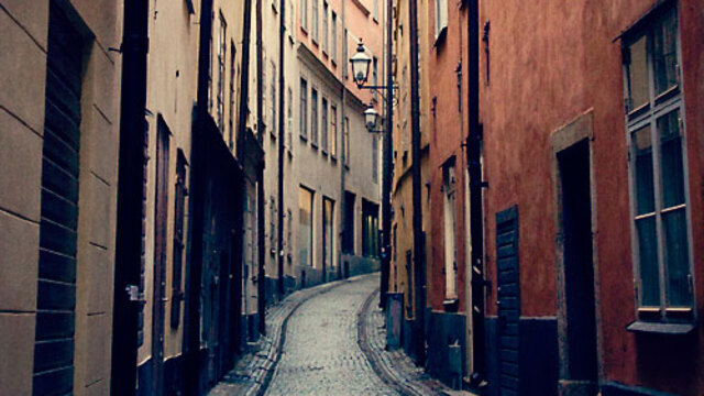 Gamla Stan'da Hakkarili bir S&uuml;ryani kitap&ccedil;ı!