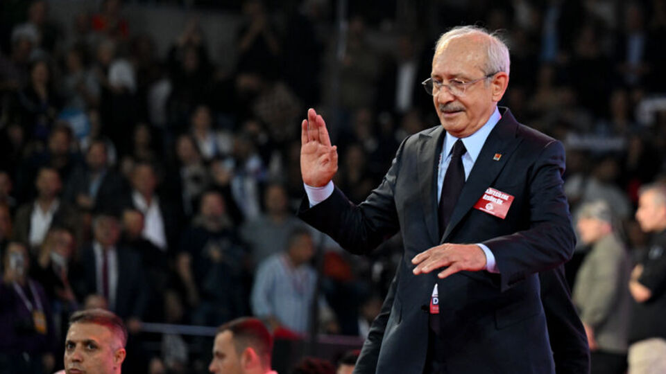 Koltuğunu kaybeden genel başkan