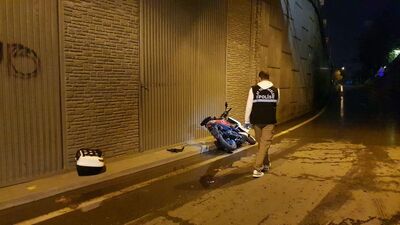 Feci ölüm! Motosikletle bariyere çarptı