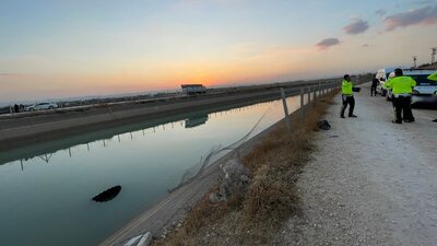 Traktör sulama kanalına devrildi: 1 ölü, 1 yaralı