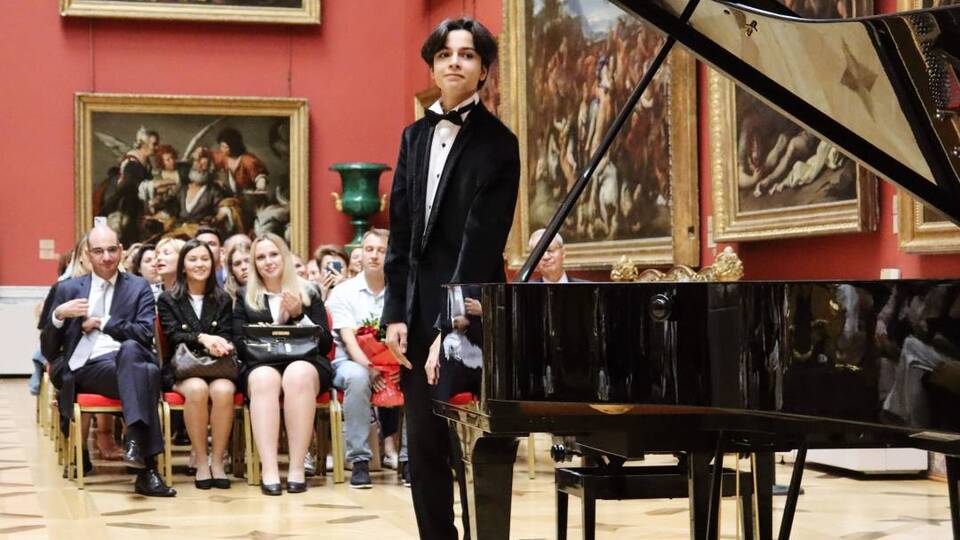 Genç piyanistten büyük başarı