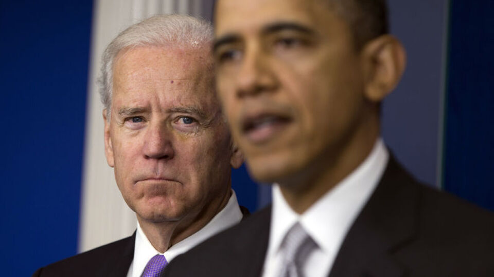 Obama: Kimsenin eli temiz değil