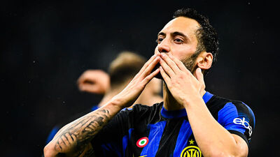 Hakan atıyor, Inter zirveyi koruyor