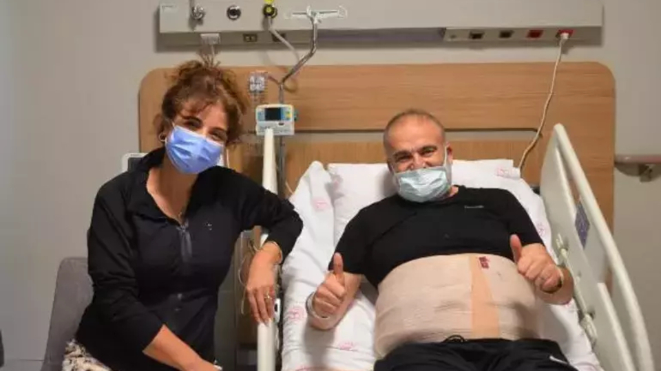 Biri kız kardeşinin, diğeri eşinin bağışladığı böbrekle hayata tutundu