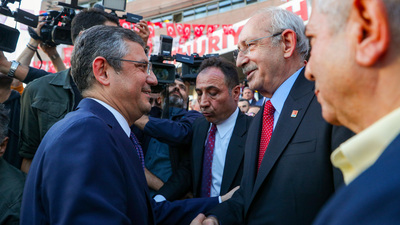 CHP'de devir teslim töreni