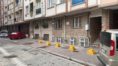 Yeni doğurduğu bebeği poşete koyup sokağa attı!