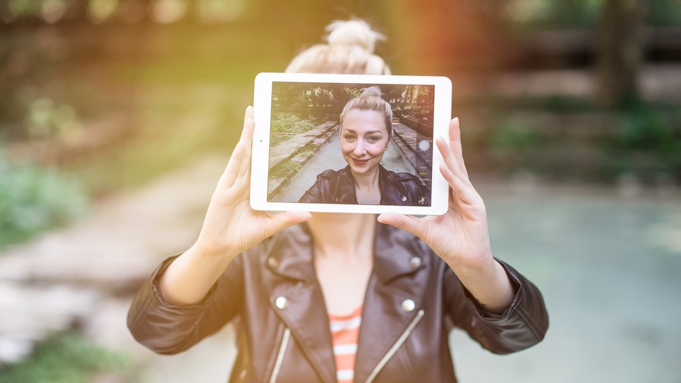 Hikayede varlar, vergide yoklar