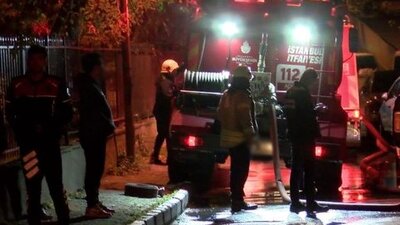 Şişli'de metruk bina alev alev yandı: 1 ölü