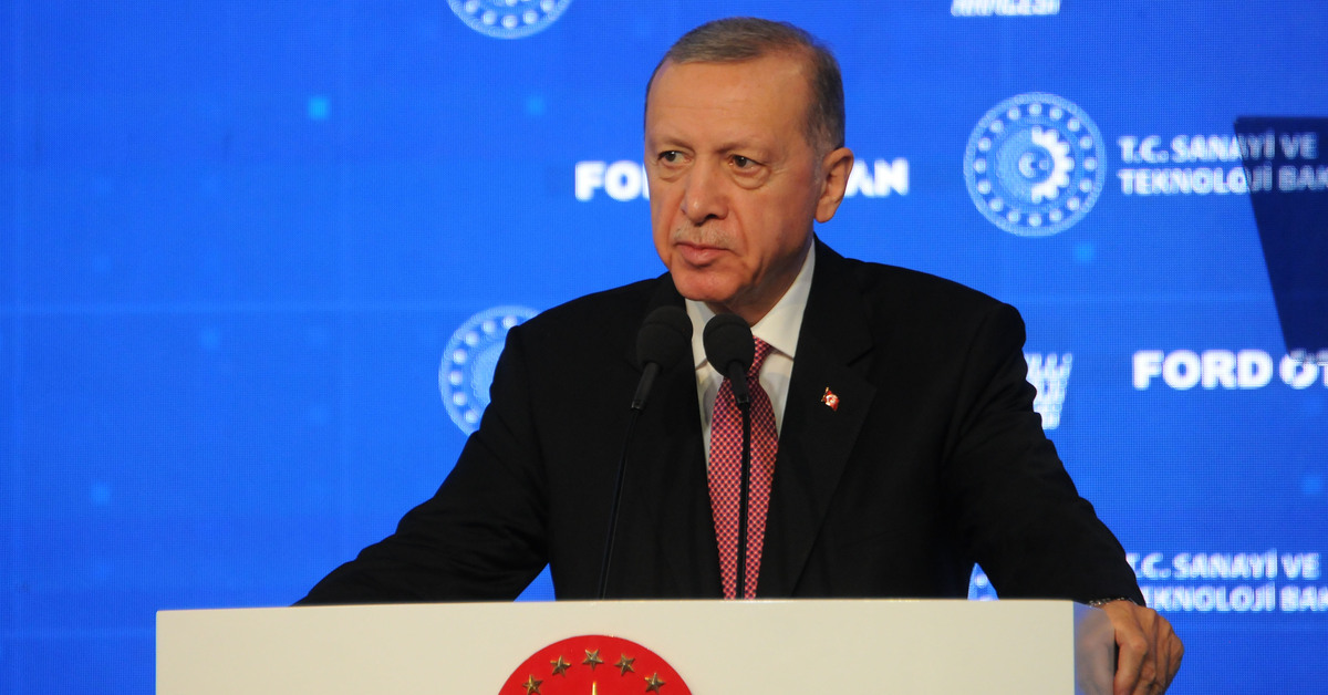 Son dakika: Cumhurbaşkanı Erdoğan: AYM, Yargıtay'ın attığı adımı hafife ...