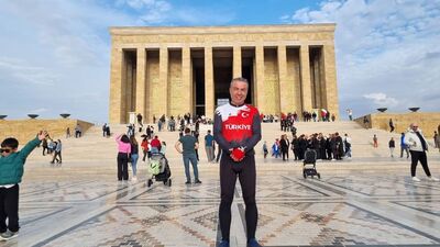 Atatürk için 630 kilometre pedal çevirdi