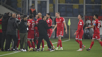 Antalyaspor'dan Ankara'da fark!